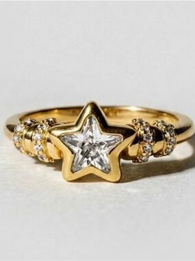 Starlight Ring By Oomiay